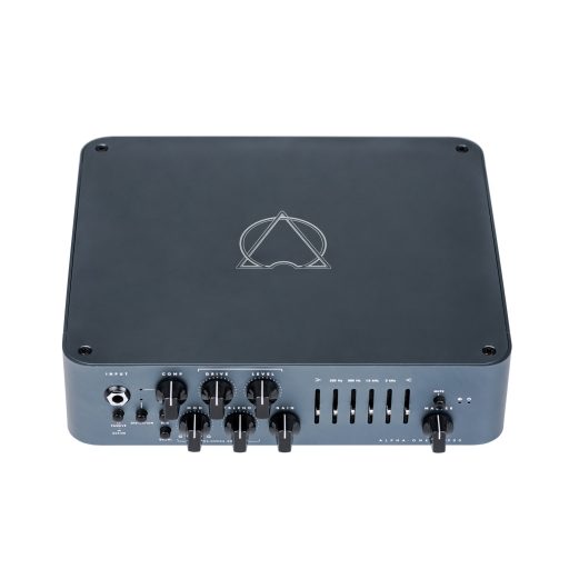 Darkglass Alpha Omega 900 900W basszuserősítő fej